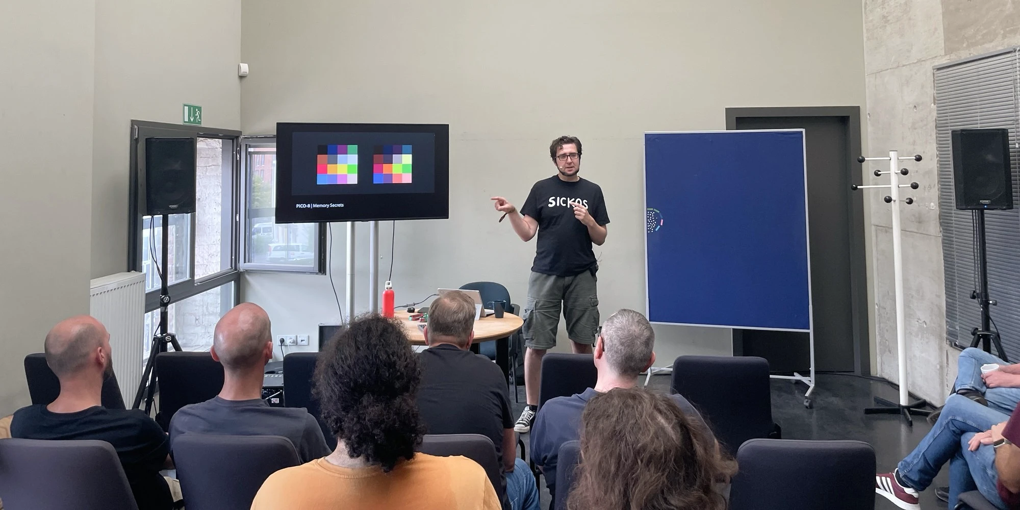 Krystian Majewski presenting a seminar on Picotron.